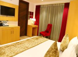 Hotel Malbork Inn Rajouri Garden Delhi - Couple Friendly Local IDs Accepted，位于新德里西德里的酒店