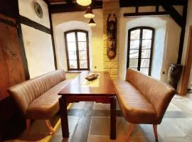 Ungewöhnliches Ferienhaus NAMIBIA-LODGE für 6 Pers - Rittergut Leppersdorf vor Radeberg bei Dresden