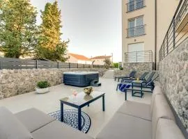 Cosmopolitan Apartments