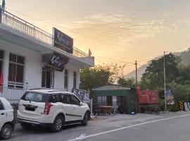 KC Hotel & Restaurant，位于Rudraprayāg的酒店