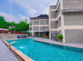 Cha Li's Family Hotel&Hostel，位于拜县的酒店