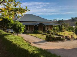Battunga Cottages，位于Watervale的酒店