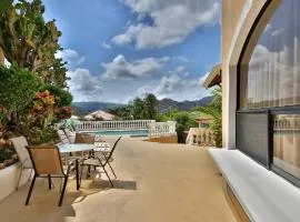 Playa Flamingo penthouse with pacific sunset views - Flamingo Rose Vista