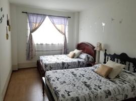 HERMOSO Y COMODO Departamento vacacional, vista única! TOTALMENTE AMOBLADO E INDEPENDIENTE，位于安巴托的酒店