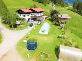 Schöne Ferienwohnung im Naturpark Grebenzen，位于圣兰布雷希特的酒店