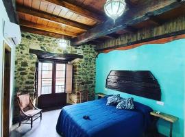 Hostal La Medina de Camponaraya，位于Camponaraya的酒店