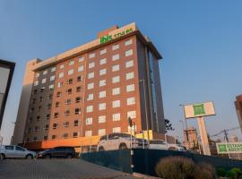 ibis Styles Curitiba Aeroporto，位于圣若泽杜斯皮尼艾斯的酒店