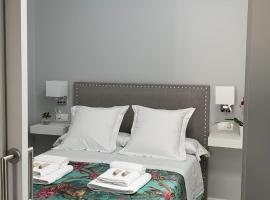 Kentia Rooms Torremolinos，位于多列毛利诺斯的住宿