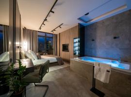 VELVET rooms & more，位于扎达尔的带按摩浴缸的酒店