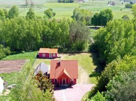 Domek letniskowy w lesie 6 -7 osób，位于维德米内的酒店