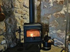 Maunder Cottage Aldinga Township，位于阿尔丁格的酒店