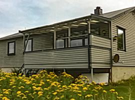 Cozy Home In Repvåg With House A Panoramic View，位于Repvåg的别墅