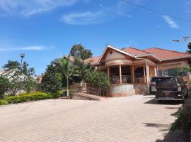 Airport Side Hotel Entebbe，位于恩德培的酒店