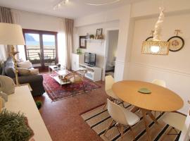 Piso con vistas a la playa de Laredo - APARTAMENTO BELLAVISTA，位于拉雷多的酒店