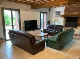 Gîte SoleilMapou 12 personnes en Normandie près de Fécamp et Etretat, idéal grandes tribus, Zéro six soixante dix huit soixante treize trente six quatre vingt onze SoleilMapou large family house near Etretat 12 guests and 2 baby beds