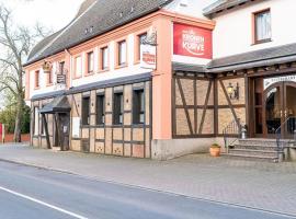 Hotel Kronenkurve，位于贝格卡门的酒店