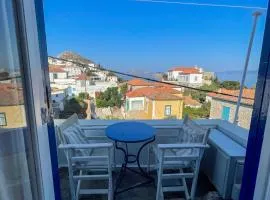 Zoe Apartments No 6 , Hydra Island Greece