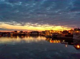 Helt i Vannkanten as