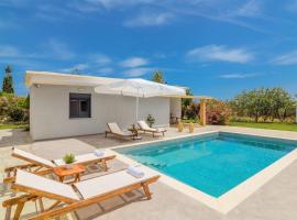 Allegra Villa with Private Pool, by ZanteWize，位于基普塞利的酒店