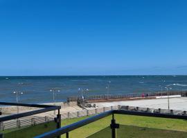 Apartament 33 przy latarni，位于达尔沃沃的酒店