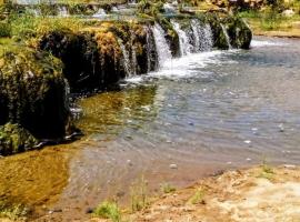 Amoudou Lodge Camp，位于Tissint的豪华帐篷营地