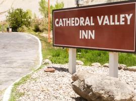 Cathedral Valley Inn，位于Caineville的酒店