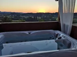 Apartment Viksa with Jacuzzi