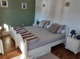 Bed and Breakfast Les Airelles，位于Val-des-Prés的酒店