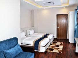 Hotel Mega & Apartment，位于加德满都泰美尔的酒店