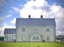 Corraglass House - close proximity to Cuilcagh