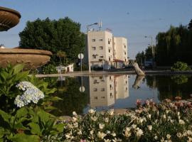 图里斯莫塔布阿酒店，位于塔布阿的酒店