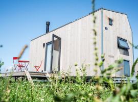 Tiny House Pioneer 18 Zur Meerseite - Green Tiny Village Harlesiel，位于卡罗利嫩西尔的小屋