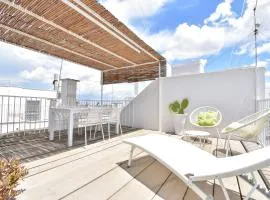Mina's roof apartment terrace: whit sea view
