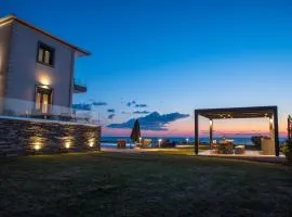 Mirazur Seafront Sunset Villa
