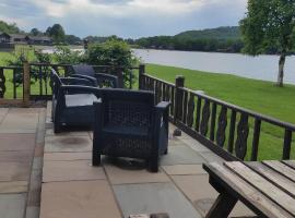 Tegid Lodge- Pine Lake Resort，位于康福斯的酒店