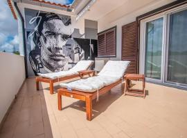 Apartment close to golf, beaches, Quinta Lago, Vale Lobo, Quarteira and Vilamoura，位于金塔湖的酒店