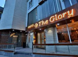 FabHotel The Glory