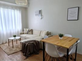 Lovely 2- BR Condo (Fully Air-conditioned w/ Wifi)，位于卡加盐德奥罗的酒店