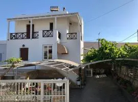 Dea House