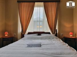 HotelTara，位于普列夫利亚的酒店