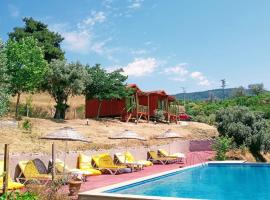 Lindos Garden Butik Otel，位于Sirince的酒店