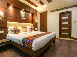 FabHotel Admire Suites，位于新德里的酒店