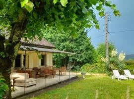 Maison dans écrin de verdure en Périgord noir