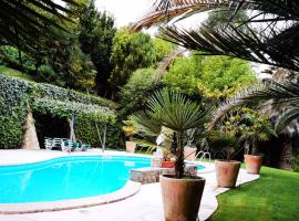 Quinta do Vale Encantado "the Valley" - Santarém - Portugal，位于Calhariz的酒店