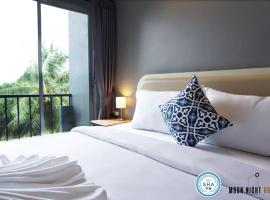 The Moon Night Ao Nang Hotel，位于奥南海滩的酒店
