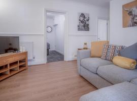 Ivy Cellar - 2 Bedroom Apartment - Tenby，位于滕比的酒店