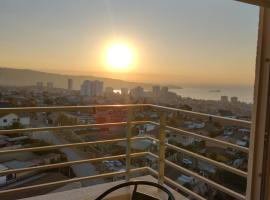 Hermoso departamento Cerro los placeres Valparaíso，位于瓦尔帕莱索Mirador Portales附近的酒店