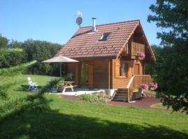 Charmant Chalet Vosgien – Idéal Couple/Curistes – Calme et Nature – Proche Plombières-les-Bains - FR-1-589-230，位于勒瓦德约尔的酒店