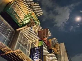 HOTEL PANTES SIMPANG LIMA SEMARANG
