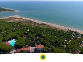 Jesolo Mare Family Camping Village，位于利多迪耶索罗的酒店